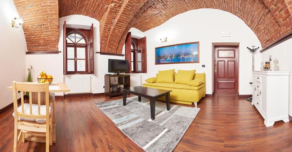 טימישוארה Dom Unirii Apartment מראה חיצוני תמונה